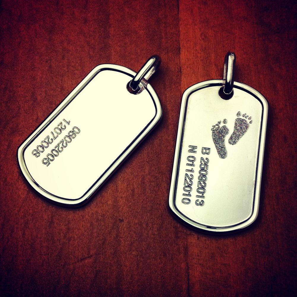 Engravable Men s Raised Edge Sterling Silver Dog Tag Medium Sandy Steven Engravers